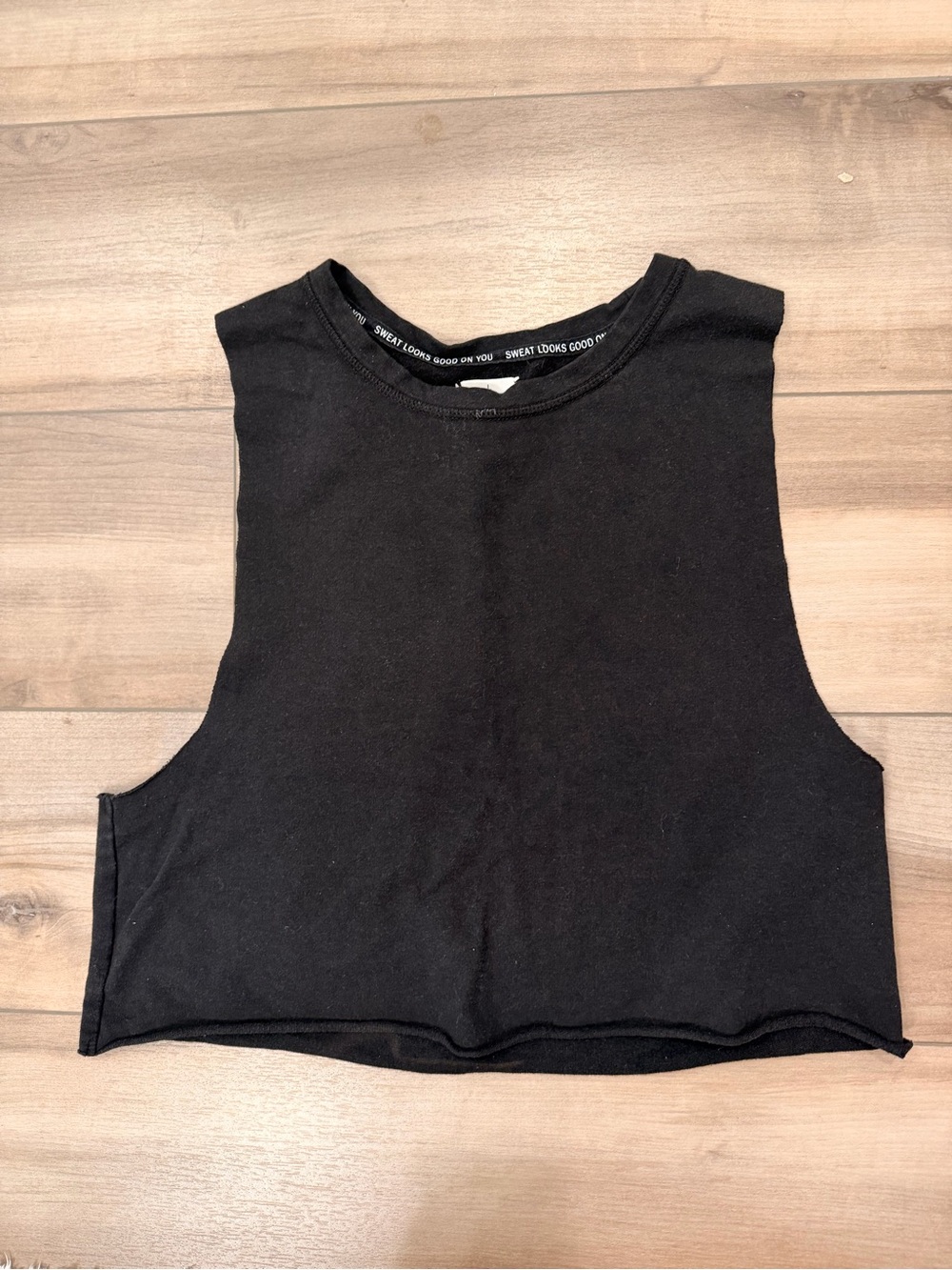 Aerie Sleeveless Black Crop Muscle Tank